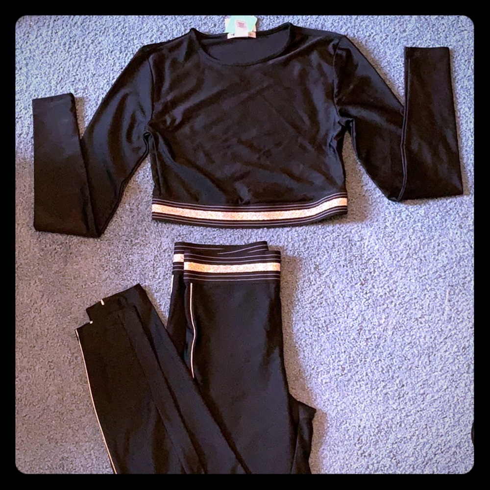 Black and gold outfit